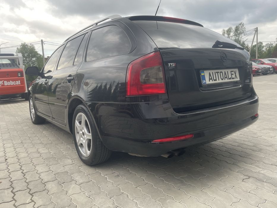 Skoda oktavia a5 рідна фарба