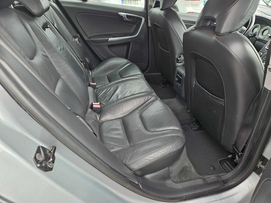 Volvo S50 2.0D-D3 88.000kms Financiamento até 120 Meses, Nacional