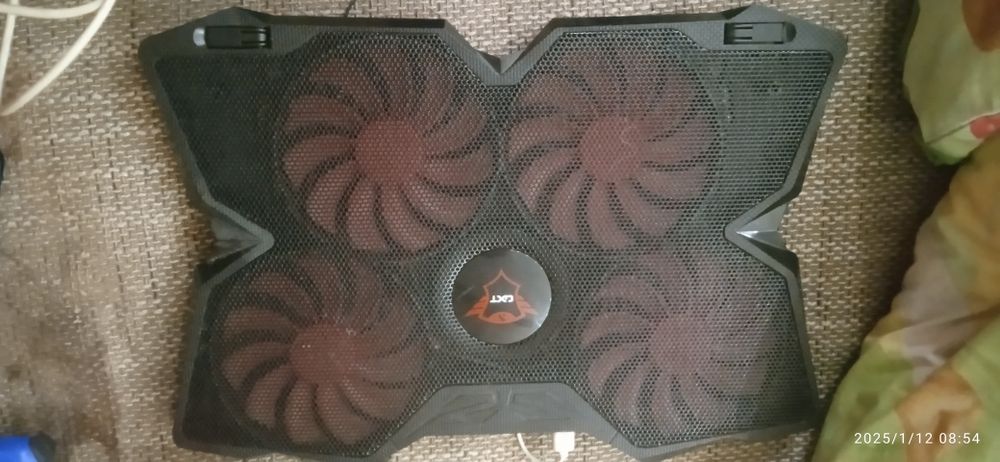 Продам подставку для ноутбука GXT 278