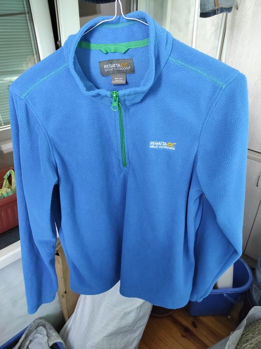 Кофты флисовые в ассортименте.