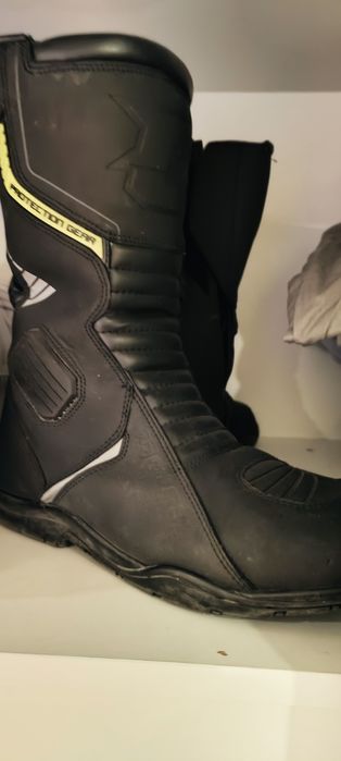 Botas Mota (Impermeáveis) – Tam. 45 – Como Novas