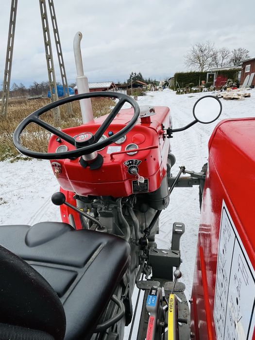 Massey Ferguson 135, 255