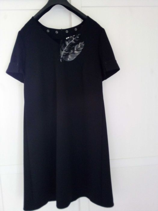 Sukienka czarna elegancka Blue Shadow r.44