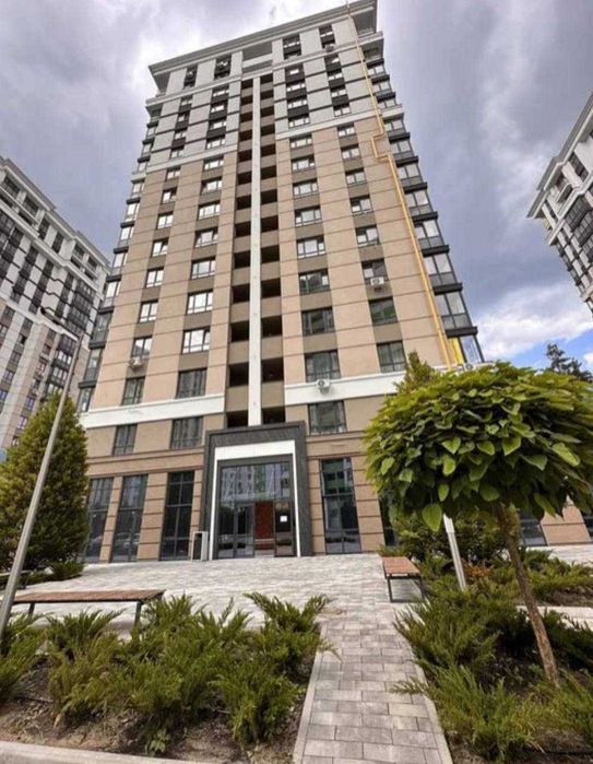 Центральний парк!Євро3к квартира з виглядом на парк!