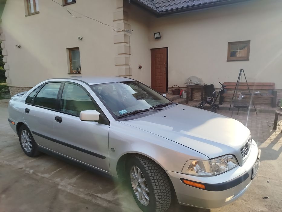 Sprzedam Volvo S40 1.6 2003r