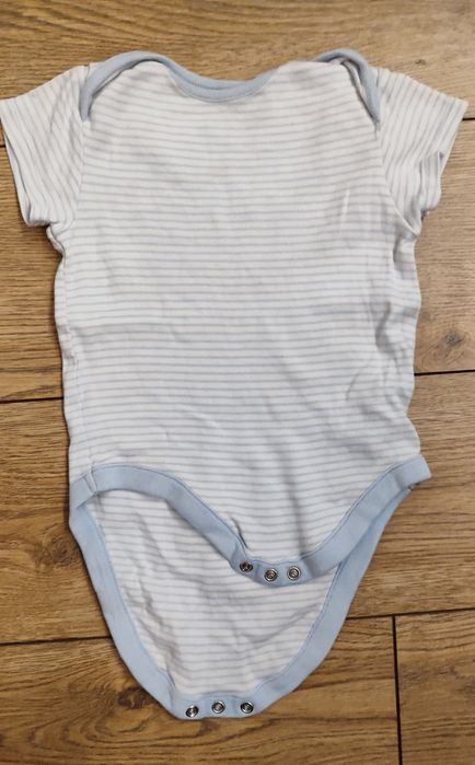 Body z krótkim rękawem Next r. 80