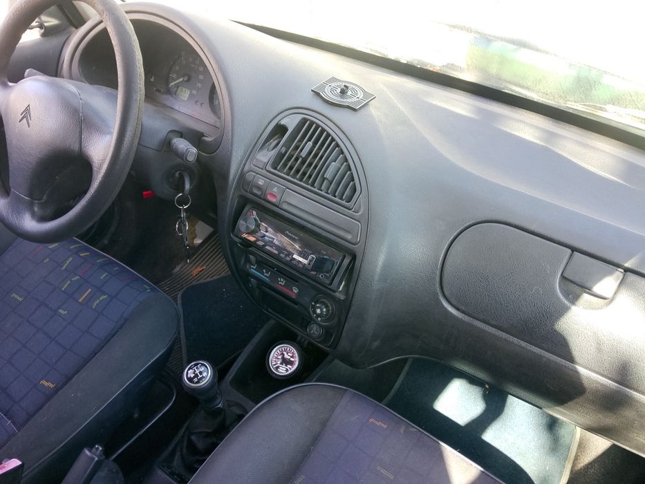 Citroen saxo 1.5 2001 — photo 3