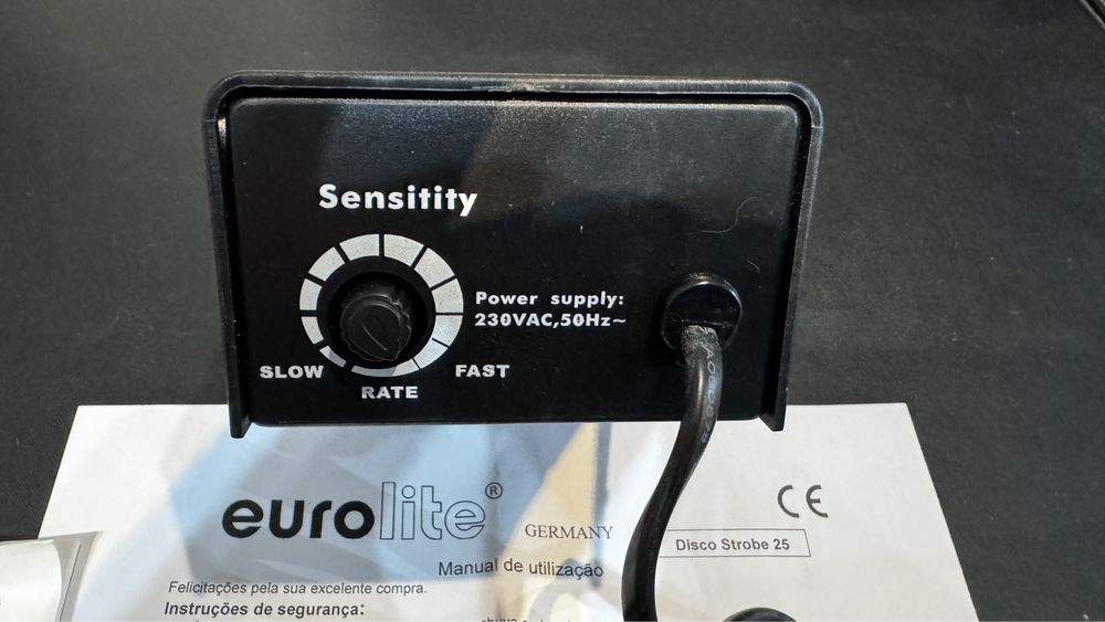 Projetor de luz estroboscopica variavel