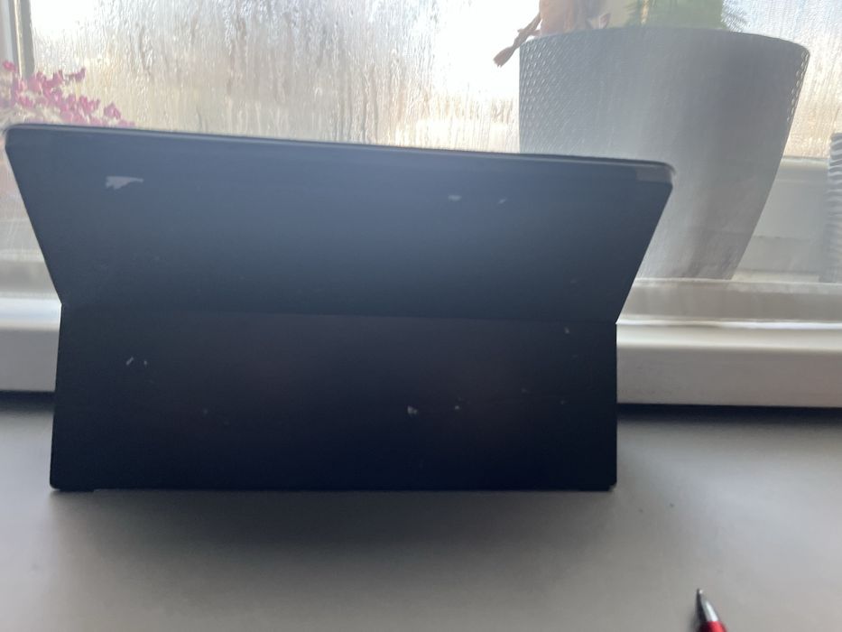 Планшет Microsoft Surface RT 32 ГБ 10.6