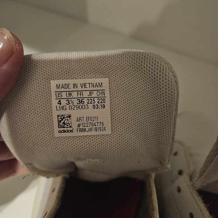 Buty firmy Adidasa