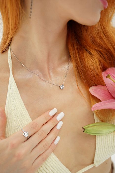 Срібна каблучка «Серця»