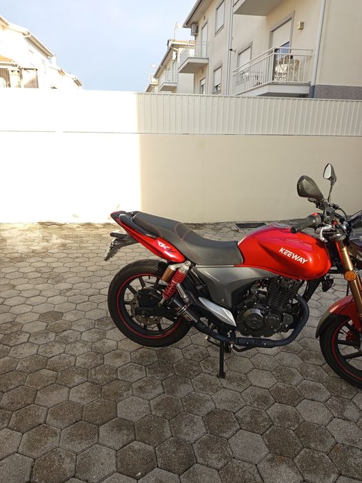 Keeway rkv 2016

Vendo Keeway RKV em excelent