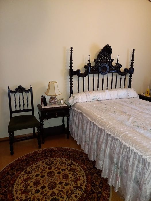 Mobília quarto estilo séc XVII