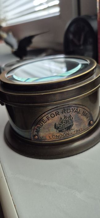 Zabytkowy kompas metalowy London 1941