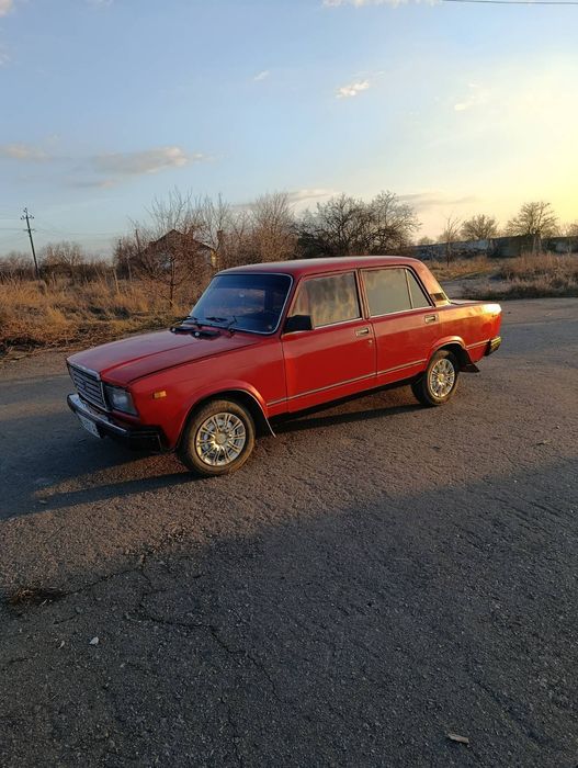 Продам   ВАЗ 2107 ....