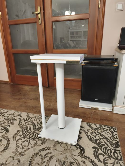 Antywibracyjne stojaki-podstawki pod kolumny