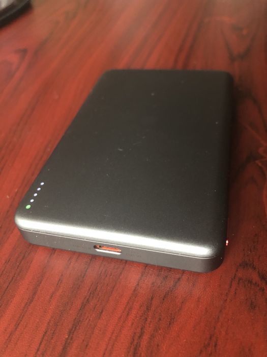 Павербанк Hoco Q26A 10000 MAh 20W Magsafe