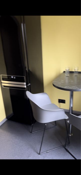 Сдаеться кватира  на Тисячці Сонячна  галерея