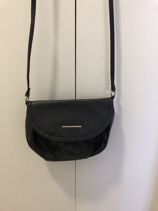 Black crossbody bag