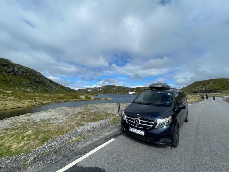 Wynajem Wypozyczalnia BUS BUSA BUSÓW  7/8/9os Mercedes  Ford  Automat