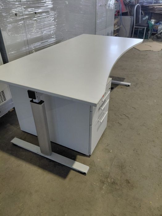 Biurko biurowe 180x90 regulowana wysokość - używane meble biurowe