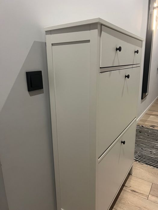 Шафа для взуття Юск JYSK .Банкетку можу подарувати