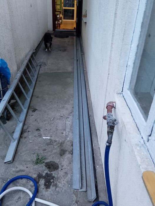 Продам уголок  Оцинковка 6метров  4/6/2