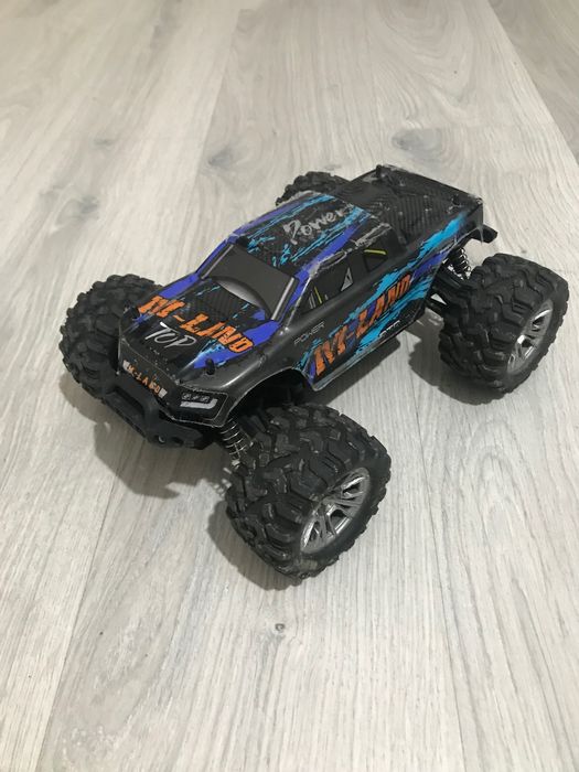 Машинка на радио керувани kf11