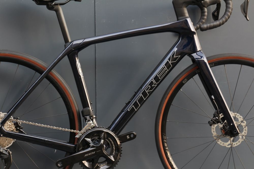 Шосейний велосипед Trek Domane SL 6 Gen 4 Di2 105 2024. Новий.