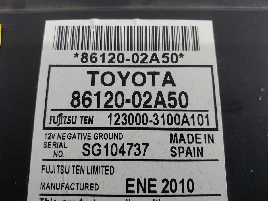 Rádio / auto-rádio TOYOTA Auris Hatchback (_E15_)