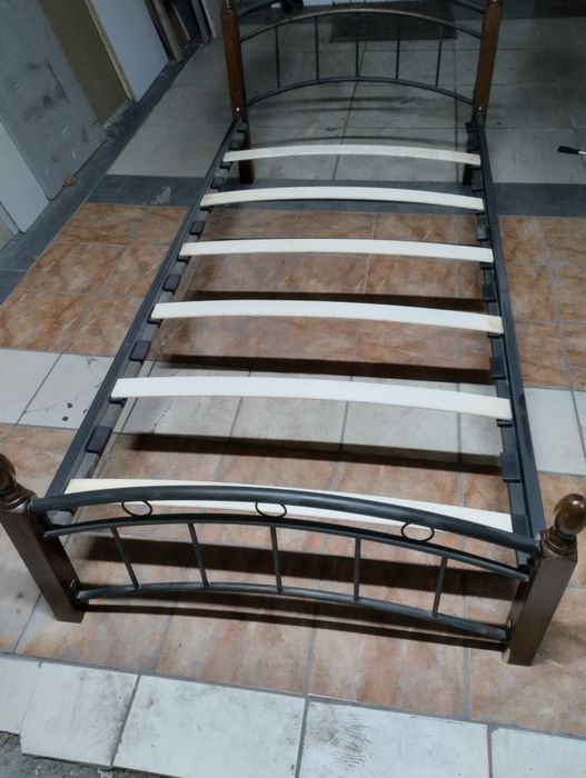 Продам кровать бу