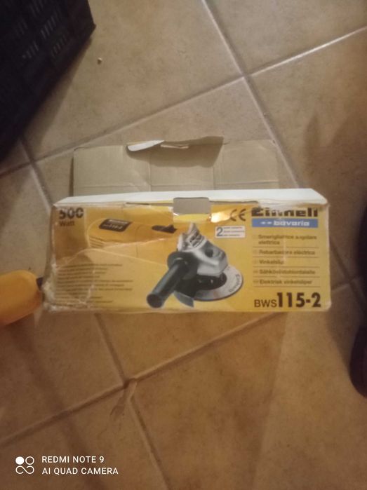 Rebarbadora em bom estado