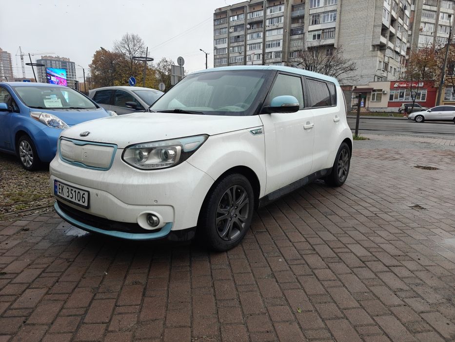 Kia e-soul 30kw 200км