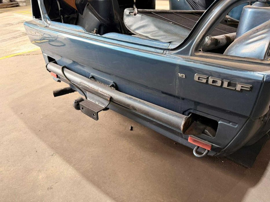 Gancho de Reboque /Suporte GOLF 2