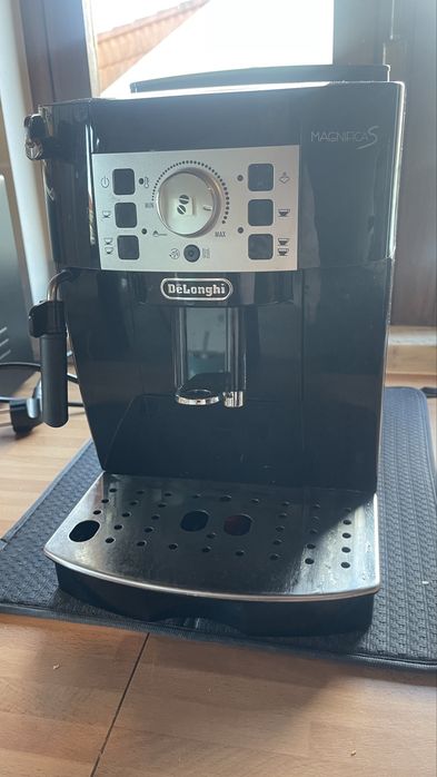 Maquina de cafe delonghi automatica