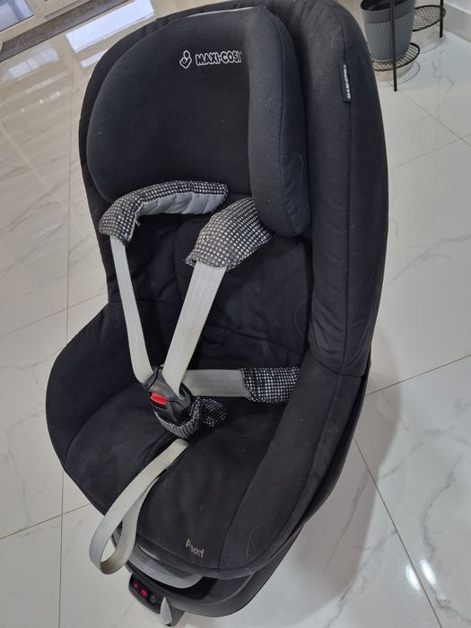 Fotelik samochodowy Maxi-Cosi Pearl z bazą FamilyFix