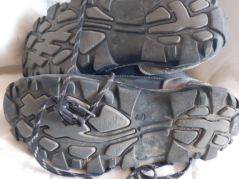 buty typ sportowy, trekkingowe, za kostke