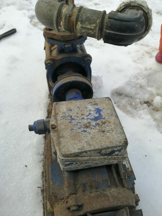 Sprzedam pompę do hydrofora