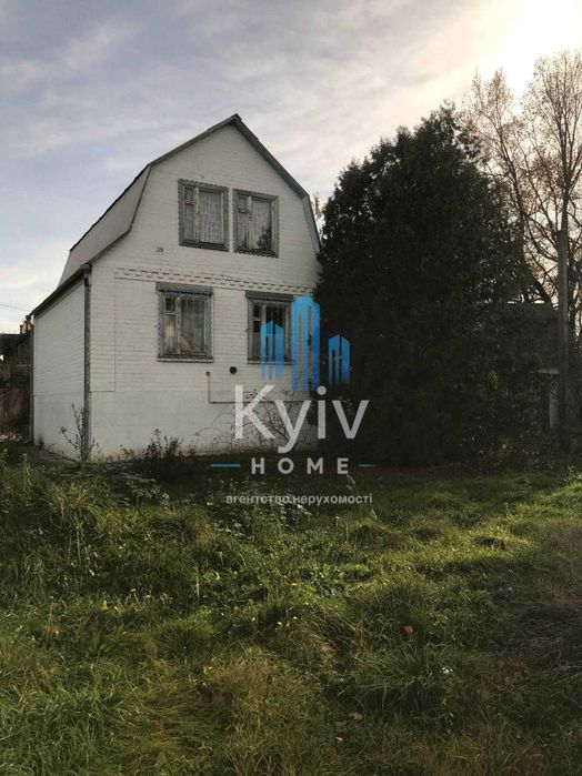 Продаж Будинок у лісі біля Києва — газ, каналізація, готовий для життя