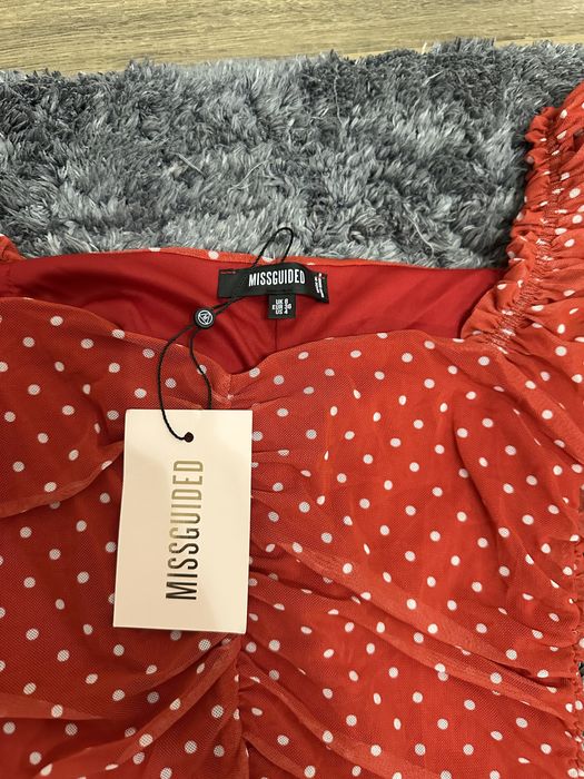 Сукні різних фасонів