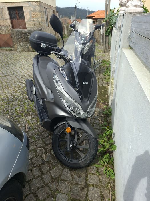 Troco pcx de 2018 empecavel
