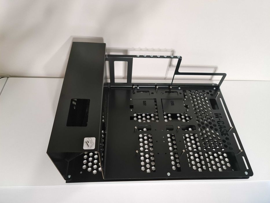 Unikat - TEST BENCH M-CASE 6 - ATX , 2 x AIO 420, Polska konstrukcja