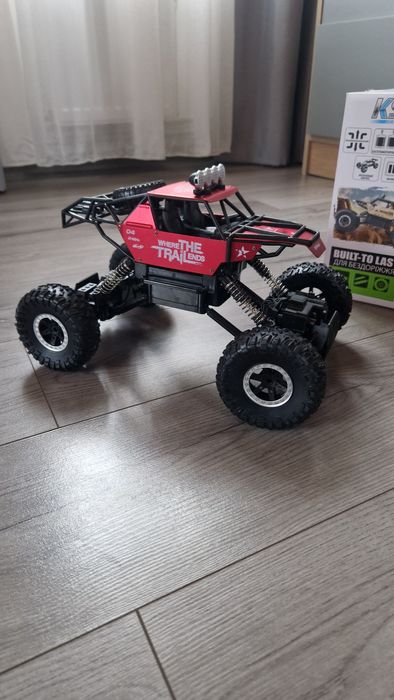 Машинка на пульту керування Нова