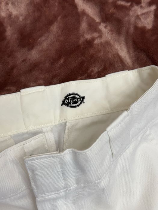 Styl i klasyka! Idealne spodnie na każdą okazję DICKIES R.29