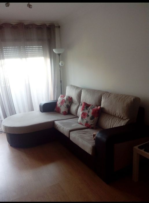 Sofá chaise longue reversível