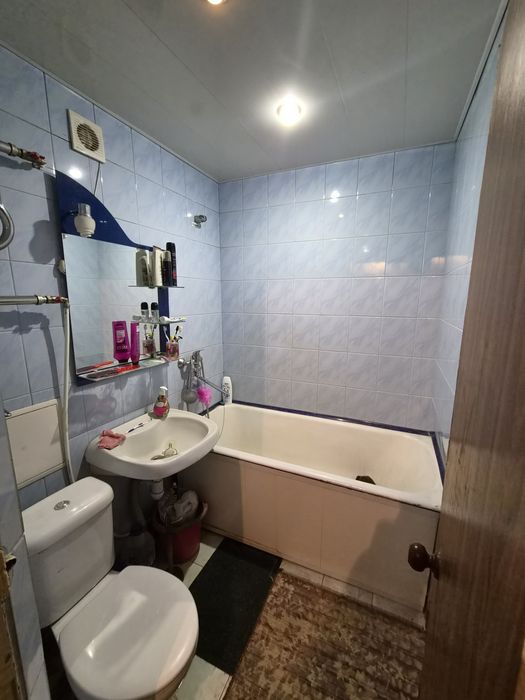 Продаж 3-х кімнатної квартири. 44 квартал. Вулиця  Рекордна.