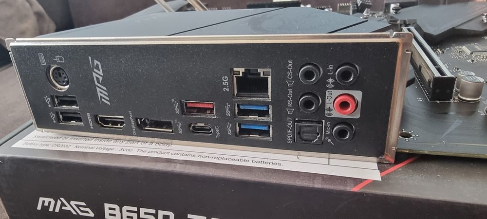 Komputer bez obudowy i dysku, 3060ti, i7-11700f, 32gb ram