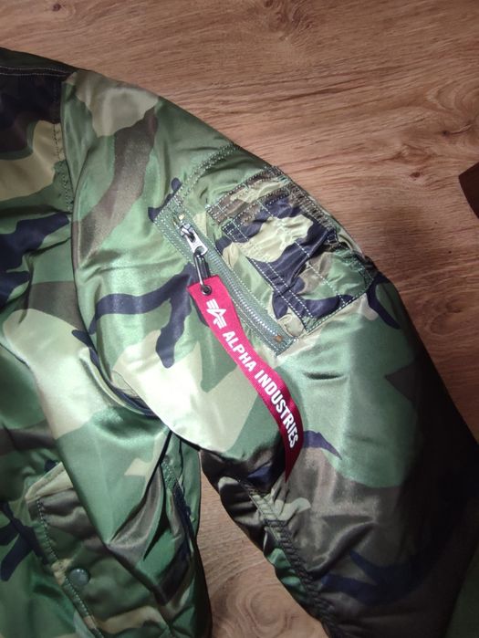 Куртка Alpha Industries Ma-1
