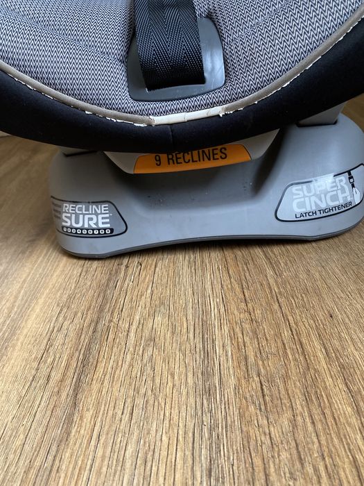 Автокрісло Chicco Чико Nextfit