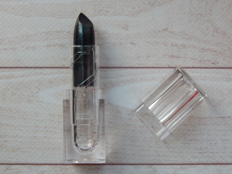 Чорна помада з блискітками глітер, рок панк готика